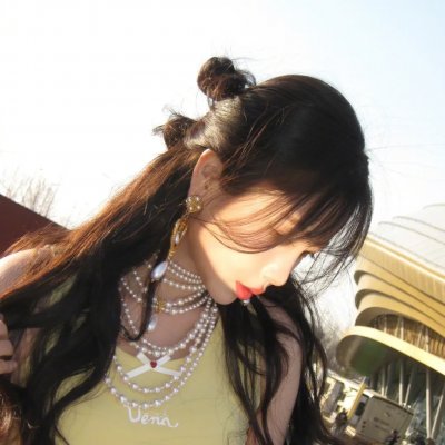 一蕉得志美兰黛 海报